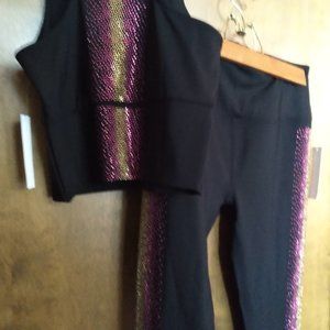 Venus Yoga set - NWT - Size medium